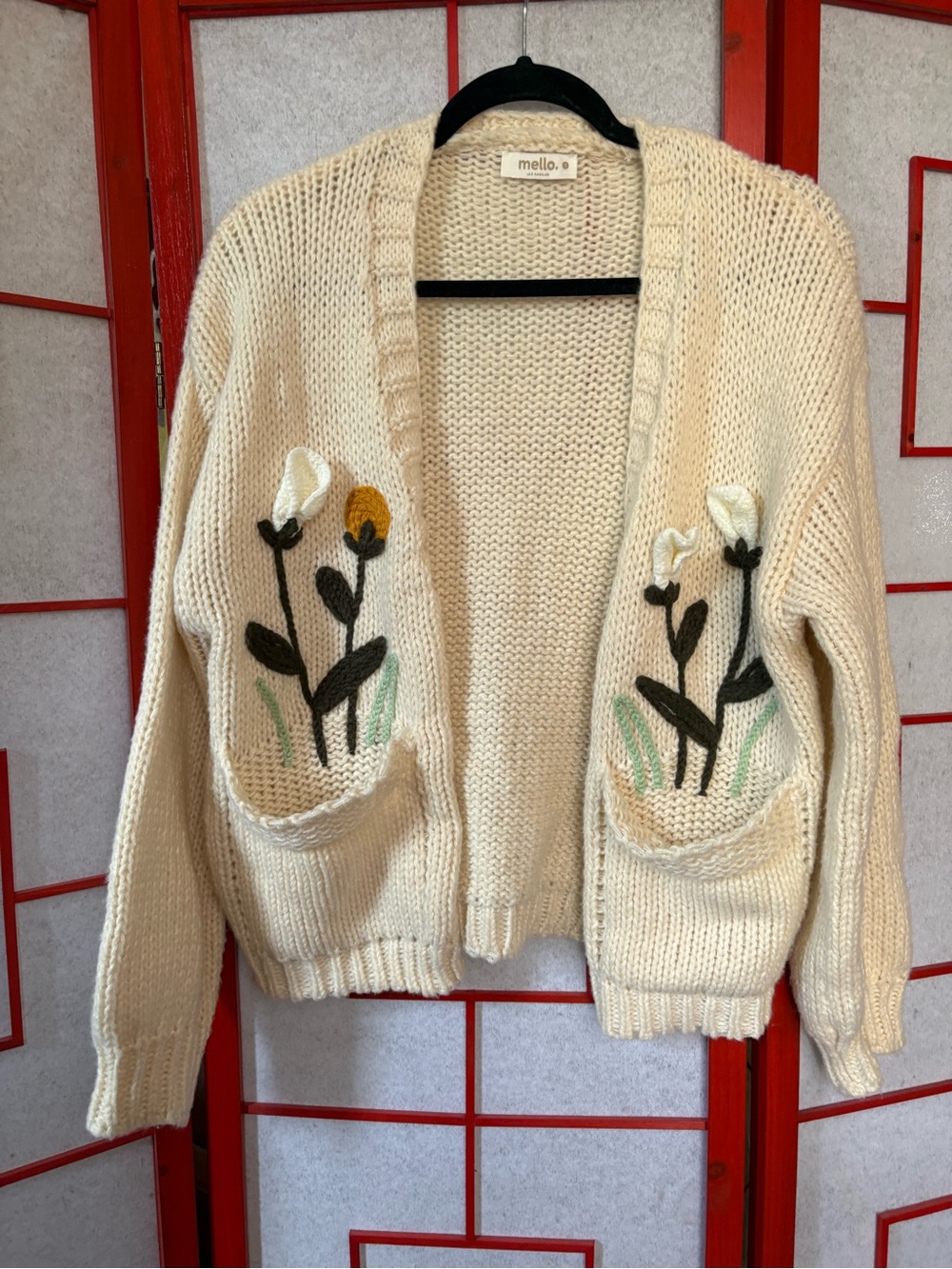 Mello Cream Floral Crochet Open Cardigan - Picture 2 of 7